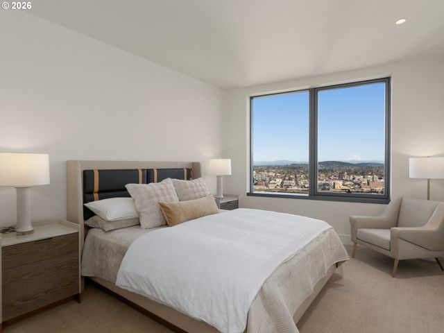 550 Sw 10TH Ave 2607, Portland, OR 97205
