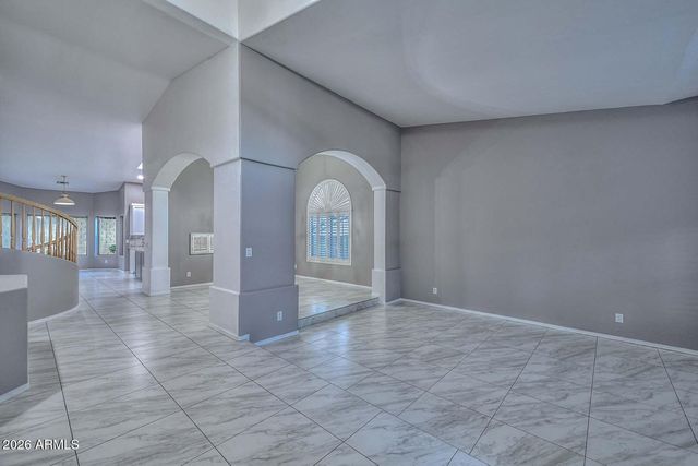 1942 E CLAIRE Drive E, Phoenix, AZ 85022