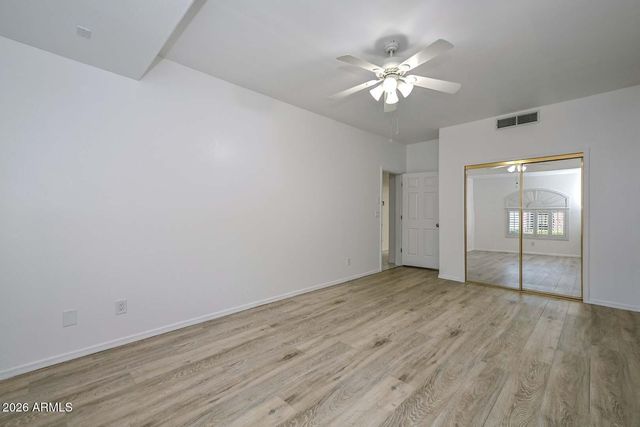 1942 E CLAIRE Drive E, Phoenix, AZ 85022