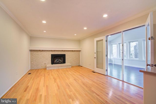 1322 QUAIL RIDGE DR, Reston, VA 20194