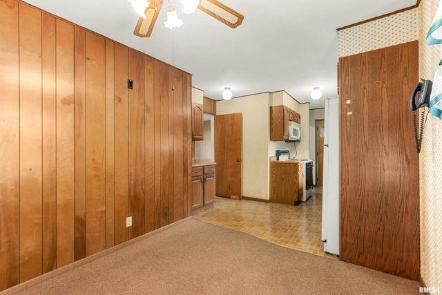 2506 W WESTMINISTER Avenue, Peoria, IL 61604
