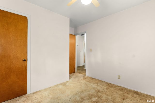 2506 W WESTMINISTER Avenue, Peoria, IL 61604