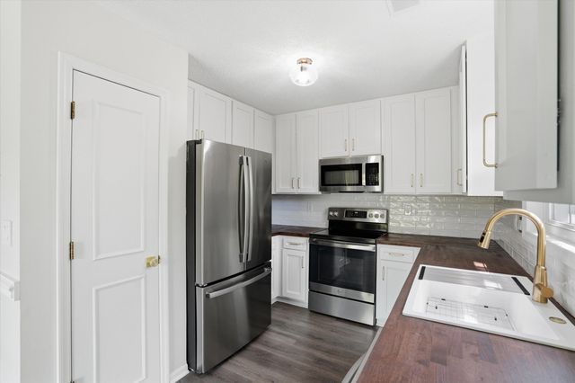1311 Winterberry Avenue, Goose Creek, SC 29445
