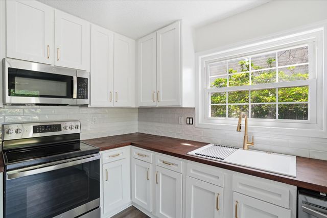 1311 Winterberry Avenue, Goose Creek, SC 29445