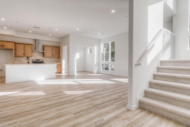 600 E St, West Sacramento, CA 95605