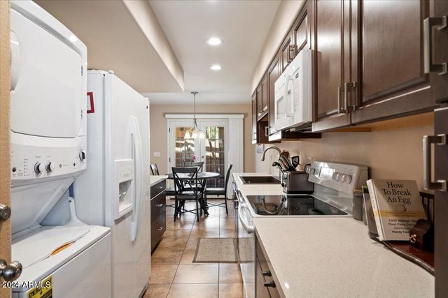 10415 N 10TH Street 2, Phoenix, AZ 85020