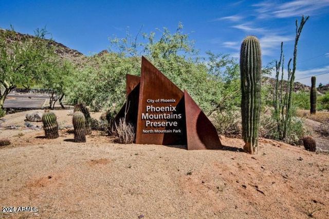 10415 N 10TH Street 2, Phoenix, AZ 85020