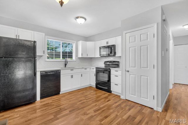 27 Sugarwood Court 1, St Peters, MO 63376
