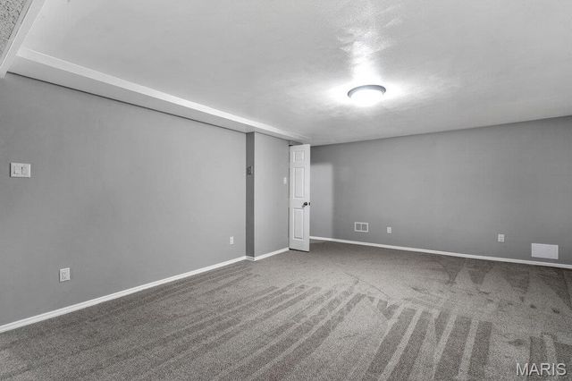 27 Sugarwood Court 1, St Peters, MO 63376