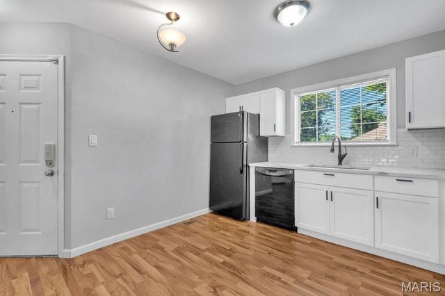 27 Sugarwood Court 1, St Peters, MO 63376