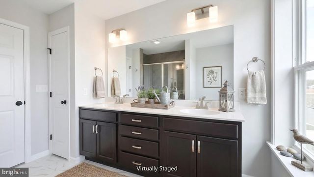 615 ESTATE DR, Mechanicsburg, PA 17055