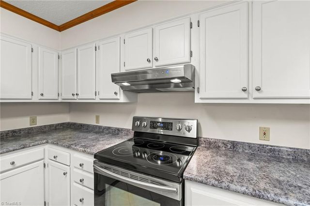 482 Motsinger Road, Winston-salem, NC 27107