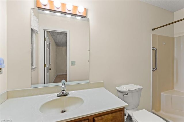 482 Motsinger Road, Winston-salem, NC 27107