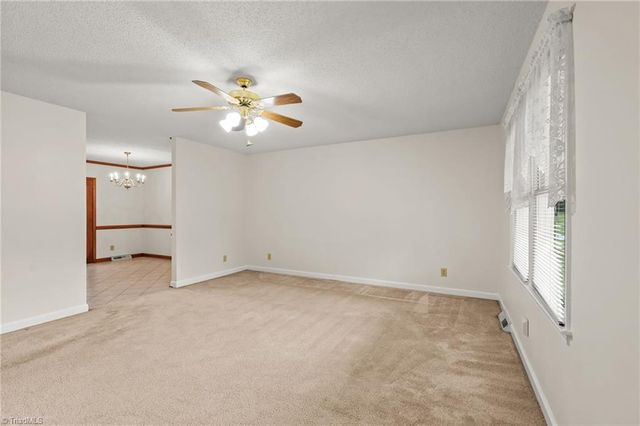 482 Motsinger Road, Winston-salem, NC 27107