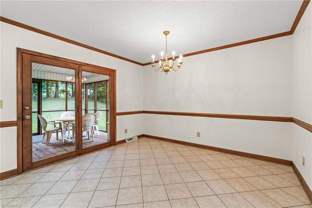 482 Motsinger Road, Winston-salem, NC 27107