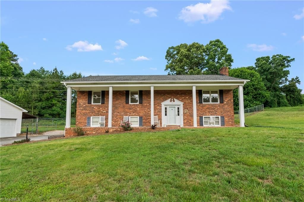 482 Motsinger Road, Winston-salem, NC 27107