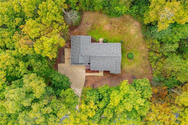 1249 Center Point Road, Temple, GA 30179