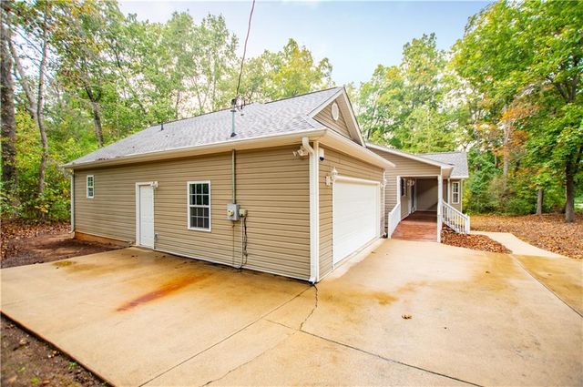 1249 Center Point Road, Temple, GA 30179