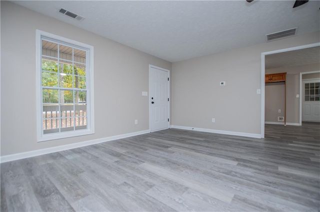 1249 Center Point Road, Temple, GA 30179