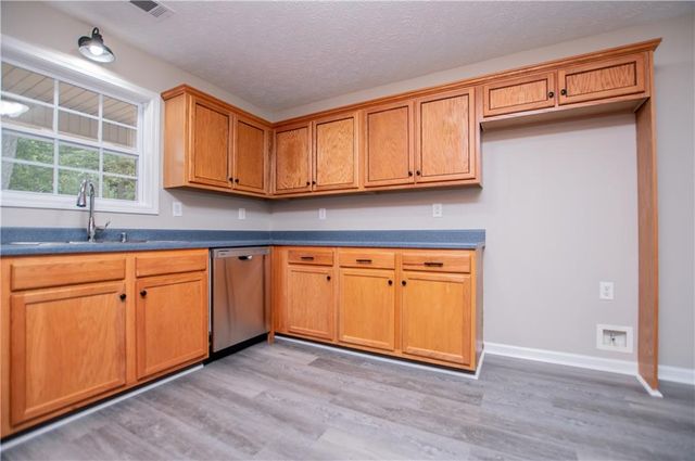 1249 Center Point Road, Temple, GA 30179