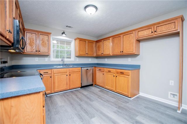 1249 Center Point Road, Temple, GA 30179