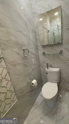 77 Peachtree Place NE 211, Atlanta, GA 30309