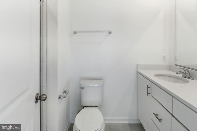 123 COURTHOUSE DR, Martinsburg, WV 25404