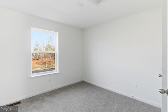 123 COURTHOUSE DR, Martinsburg, WV 25404