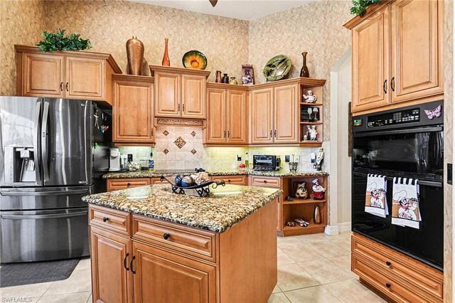 2817 SW 39th ST, Cape Coral, FL 33914