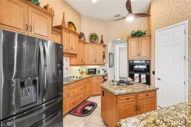2817 SW 39th ST, Cape Coral, FL 33914
