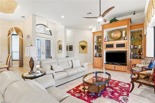 2817 SW 39th ST, Cape Coral, FL 33914