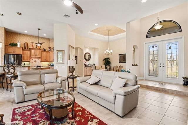 2817 SW 39th ST, Cape Coral, FL 33914