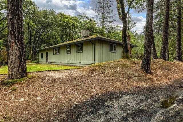3061 Glee Ln, Placerville, CA 95667