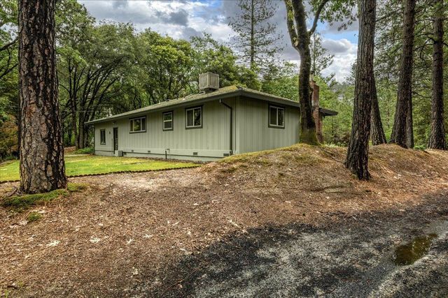 3061 Glee Ln, Placerville, CA 95667
