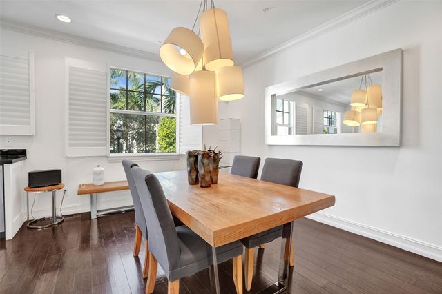 381 E Cannery Row Circle, Delray Beach, FL 33444