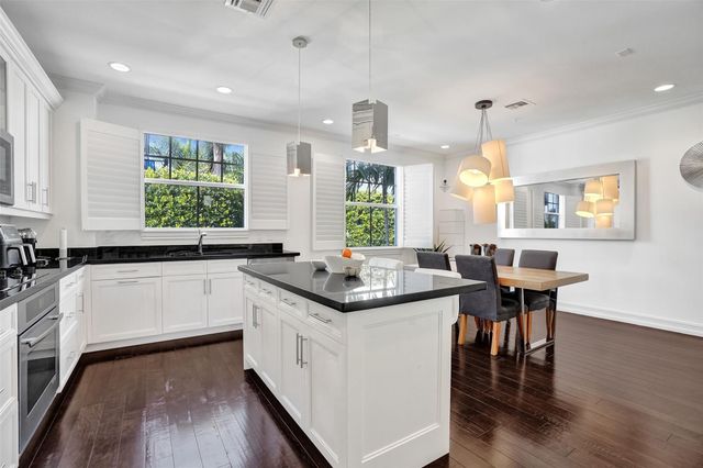 381 E Cannery Row Circle, Delray Beach, FL 33444