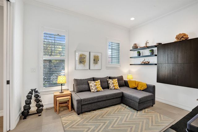 381 E Cannery Row Circle, Delray Beach, FL 33444