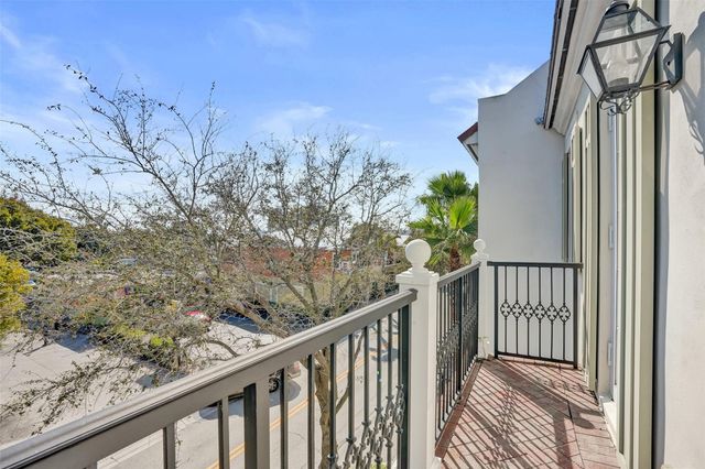 381 E Cannery Row Circle, Delray Beach, FL 33444