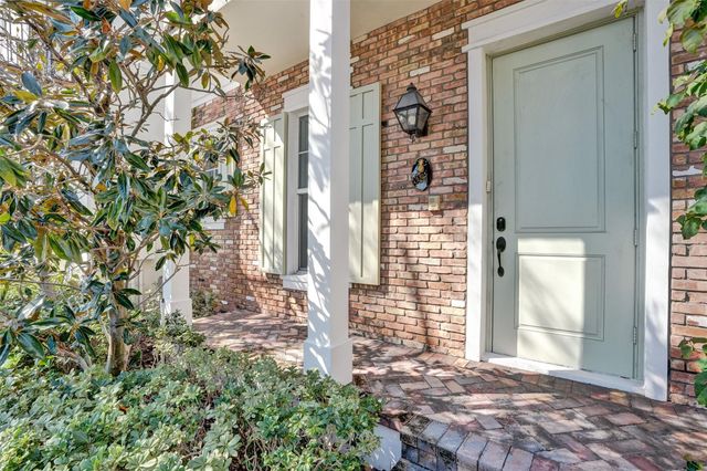 381 E Cannery Row Circle, Delray Beach, FL 33444