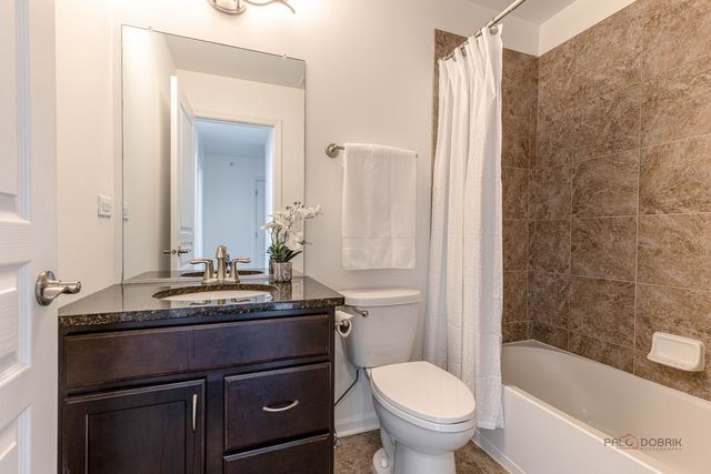 3211 Coral Lane, Glenview, IL 60026