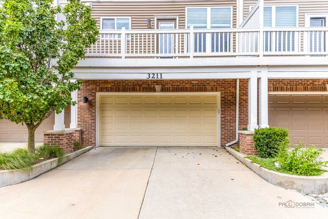 3211 Coral Lane, Glenview, IL 60026