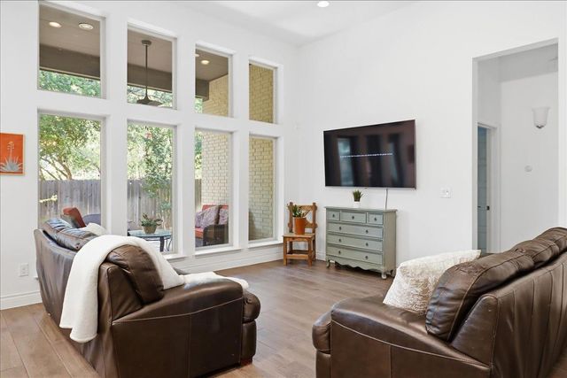 109 Rock Dock RD, Georgetown, TX 78633