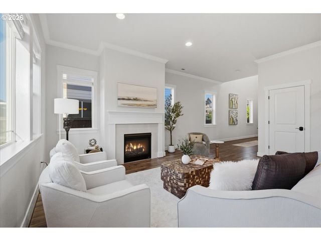 29027 Nw CARVER St, North Plains, OR 97133