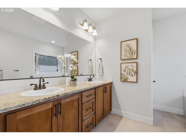 29027 Nw CARVER St, North Plains, OR 97133