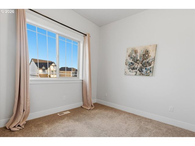 29027 Nw CARVER St, North Plains, OR 97133