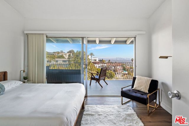 9432 Sierra Mar Place, Los Angeles, CA 90069