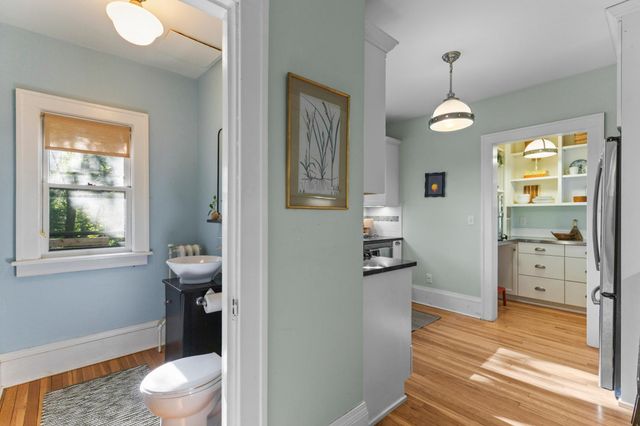 1411 Chelmsford Street, Saint Paul, MN 55108