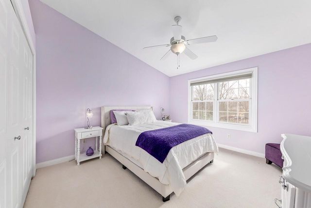14445 W Meadowshire DRIVE, New Berlin, WI 53151