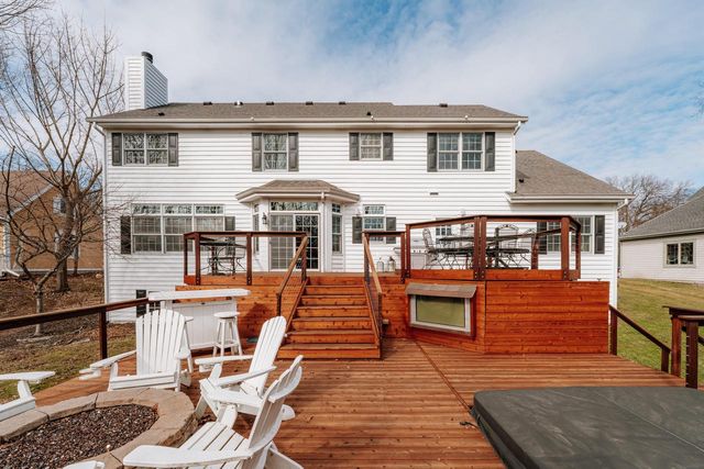 14445 W Meadowshire DRIVE, New Berlin, WI 53151