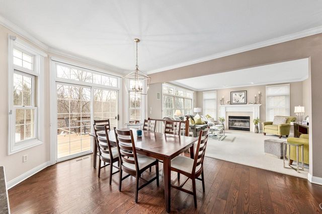 14445 W Meadowshire DRIVE, New Berlin, WI 53151